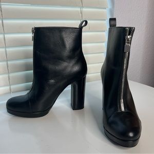 Zara Trafaluc Black Ankle Booties Leather High Ankle Front Zipper Sz 36 - 5 1/2